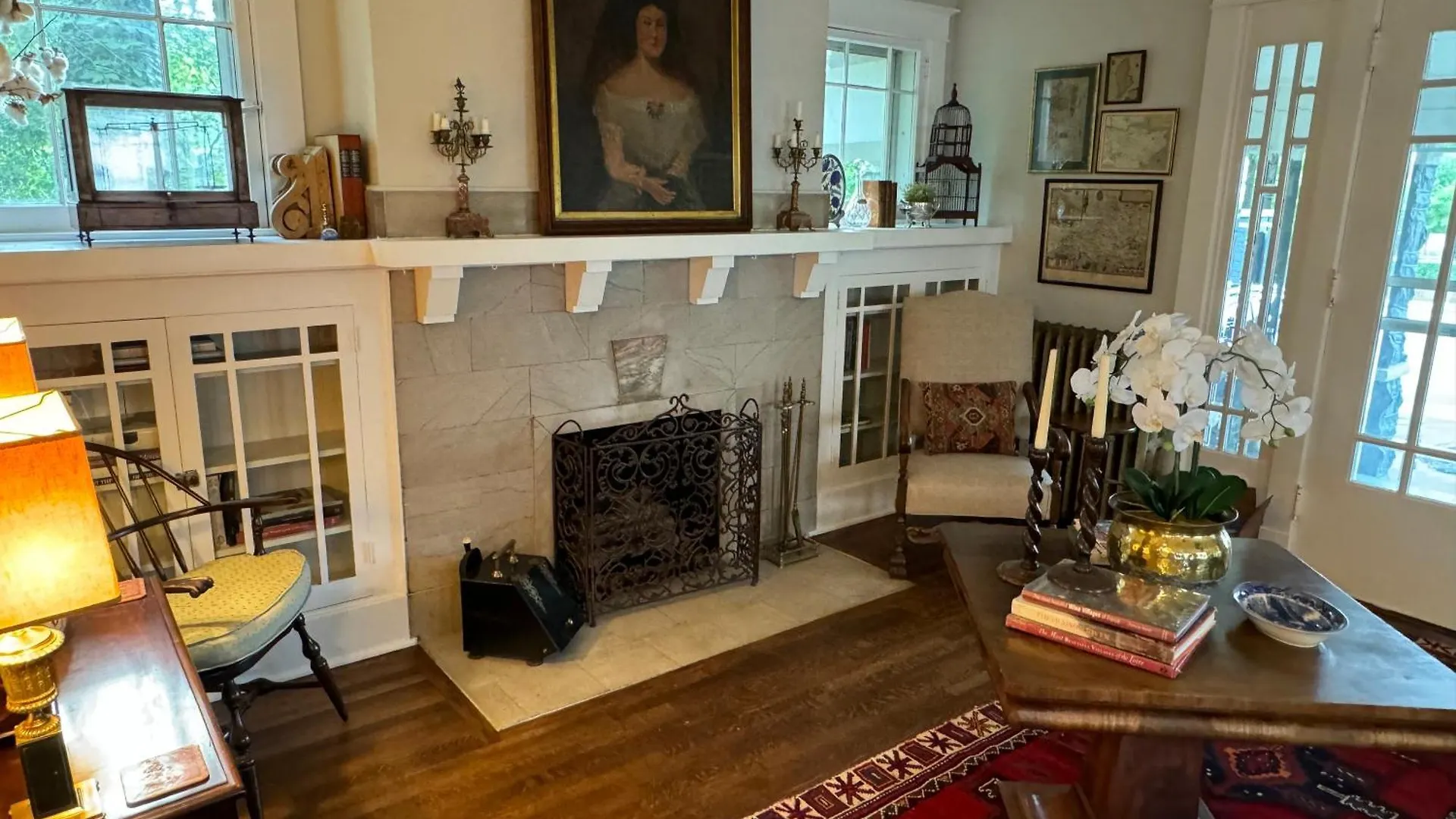 Spacious Central Gardens Home And Carriage House Memphis Villa